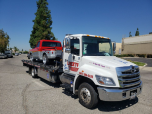  A Heavy-Duty Tow Truck